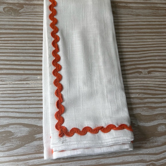 Cotton dinner napkins with orange rickrack trim - set of FOUR - NEW! - Picture 3 of 6